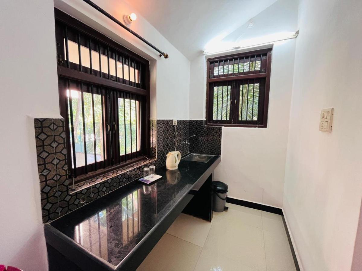 Naga Cottages Morjim Ngoại thất bức ảnh