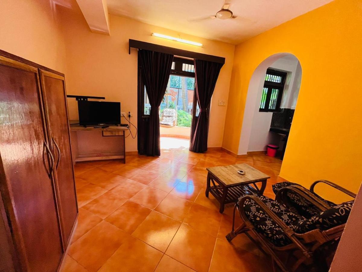 Naga Cottages Morjim Ngoại thất bức ảnh