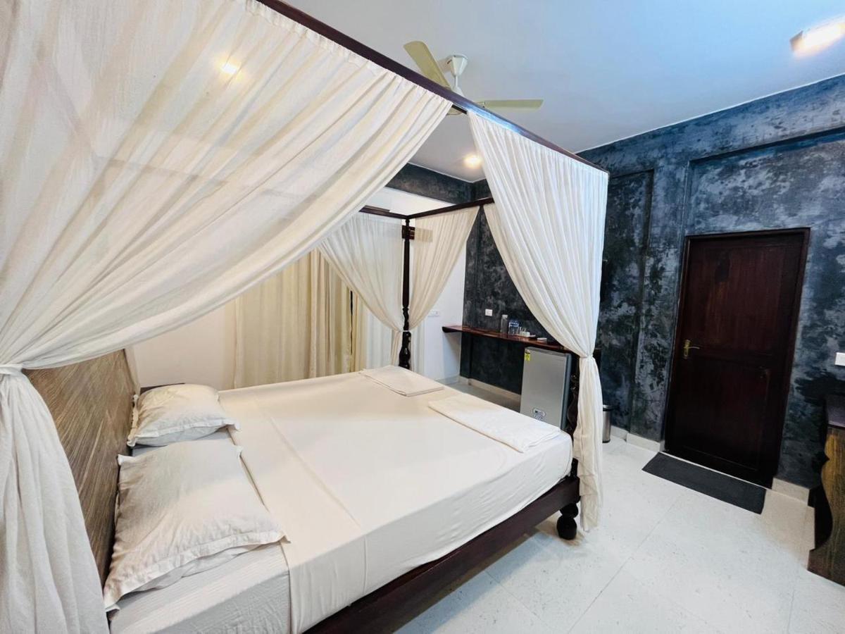 Naga Cottages Morjim Ngoại thất bức ảnh