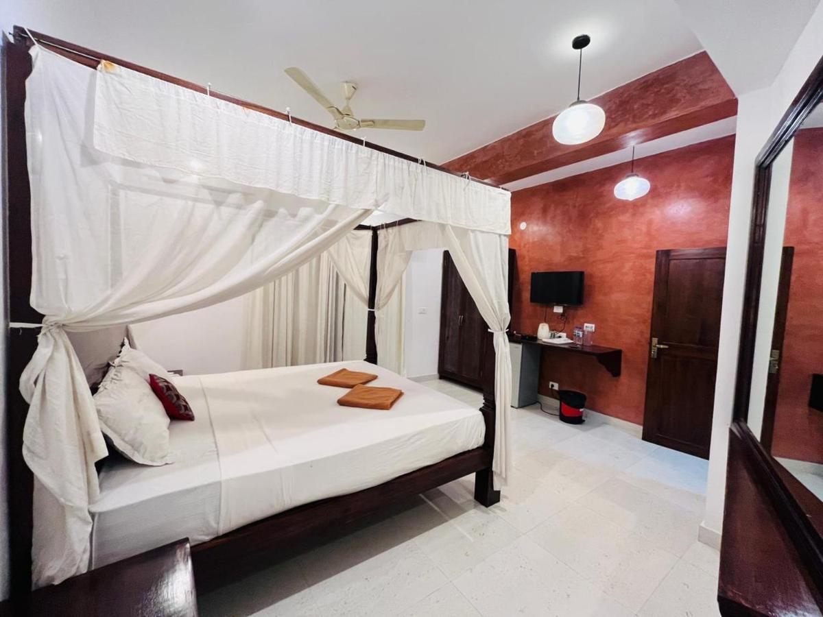 Naga Cottages Morjim Ngoại thất bức ảnh