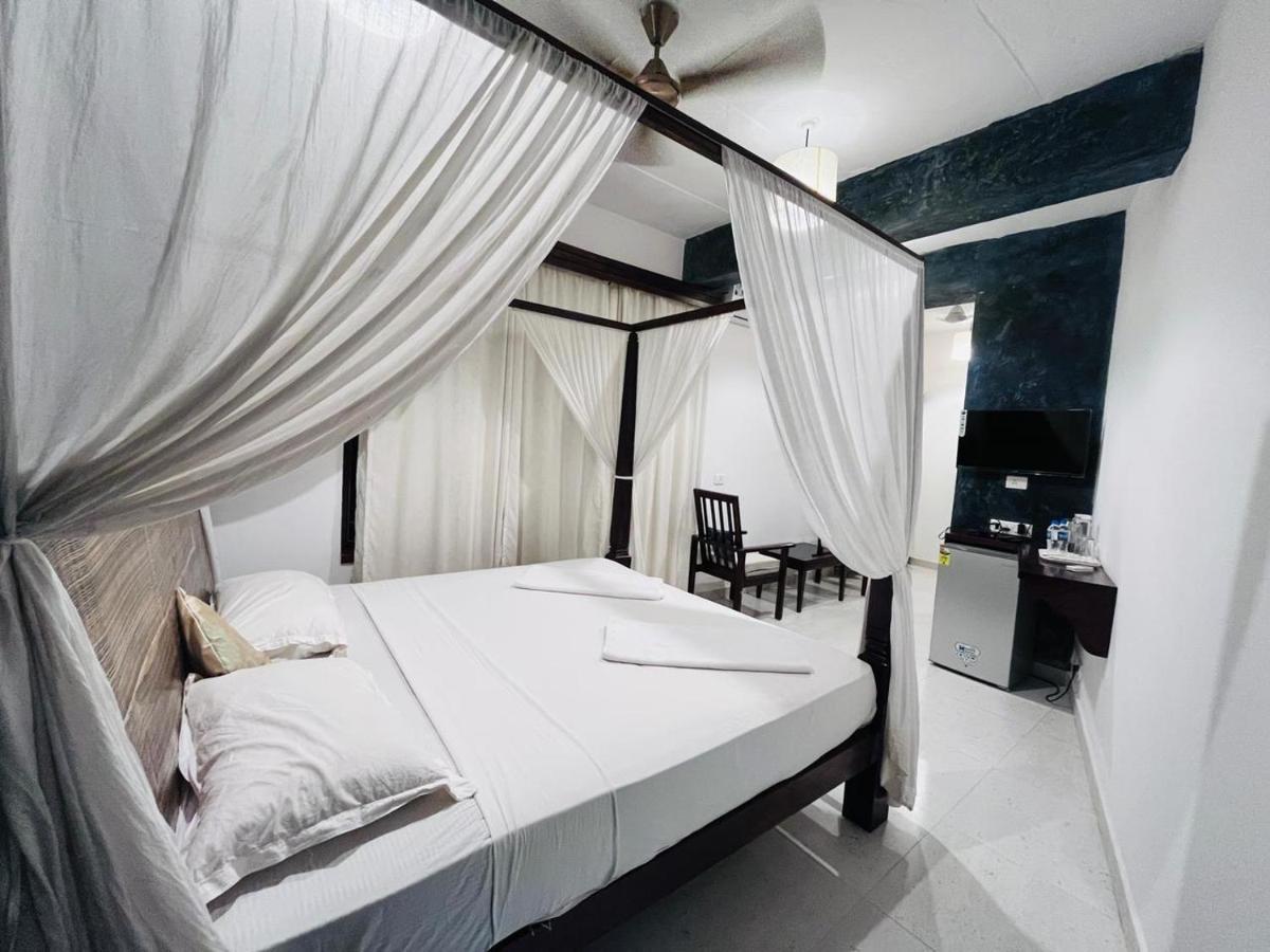 Naga Cottages Morjim Ngoại thất bức ảnh