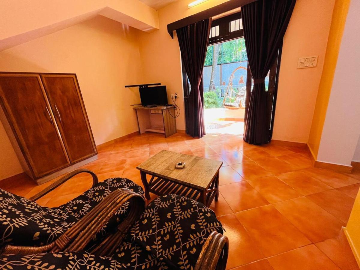 Naga Cottages Morjim Ngoại thất bức ảnh