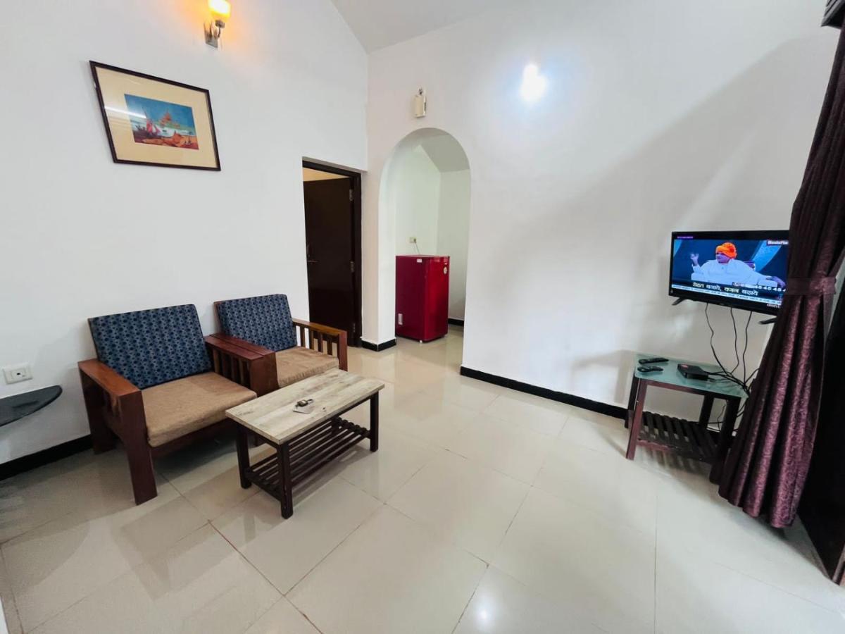 Naga Cottages Morjim Ngoại thất bức ảnh