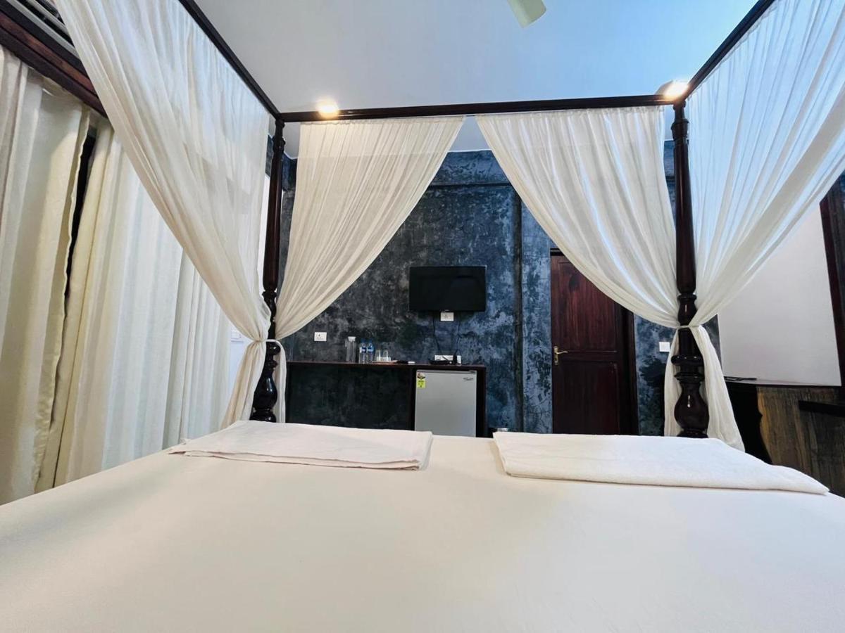 Naga Cottages Morjim Ngoại thất bức ảnh