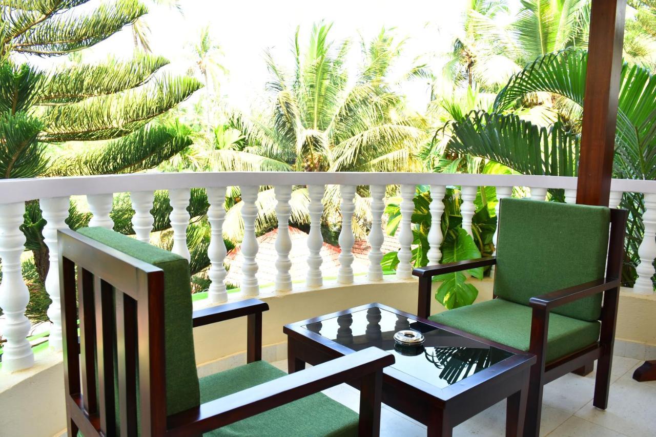 Naga Cottages Morjim Ngoại thất bức ảnh